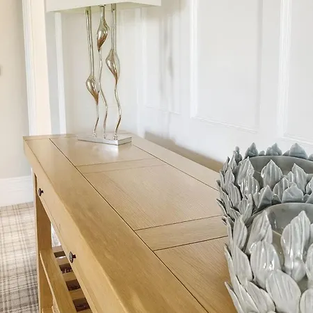 Apartamento 7-bed Manor - Contractors & Group